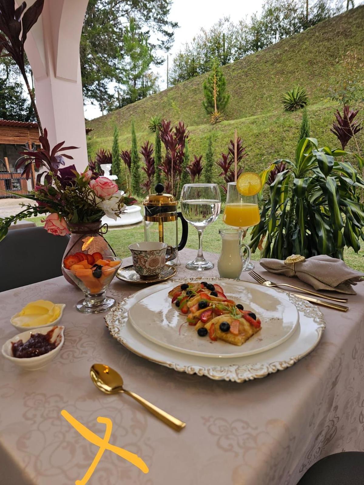 Aeropuerto Rionegro- Medellin Hotel Mansion Sant Serrant Marinilla Exterior photo